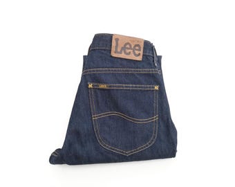 Lee Indigo Straight Leg Jeans (W26 L32) – Heavy Cotton Denim