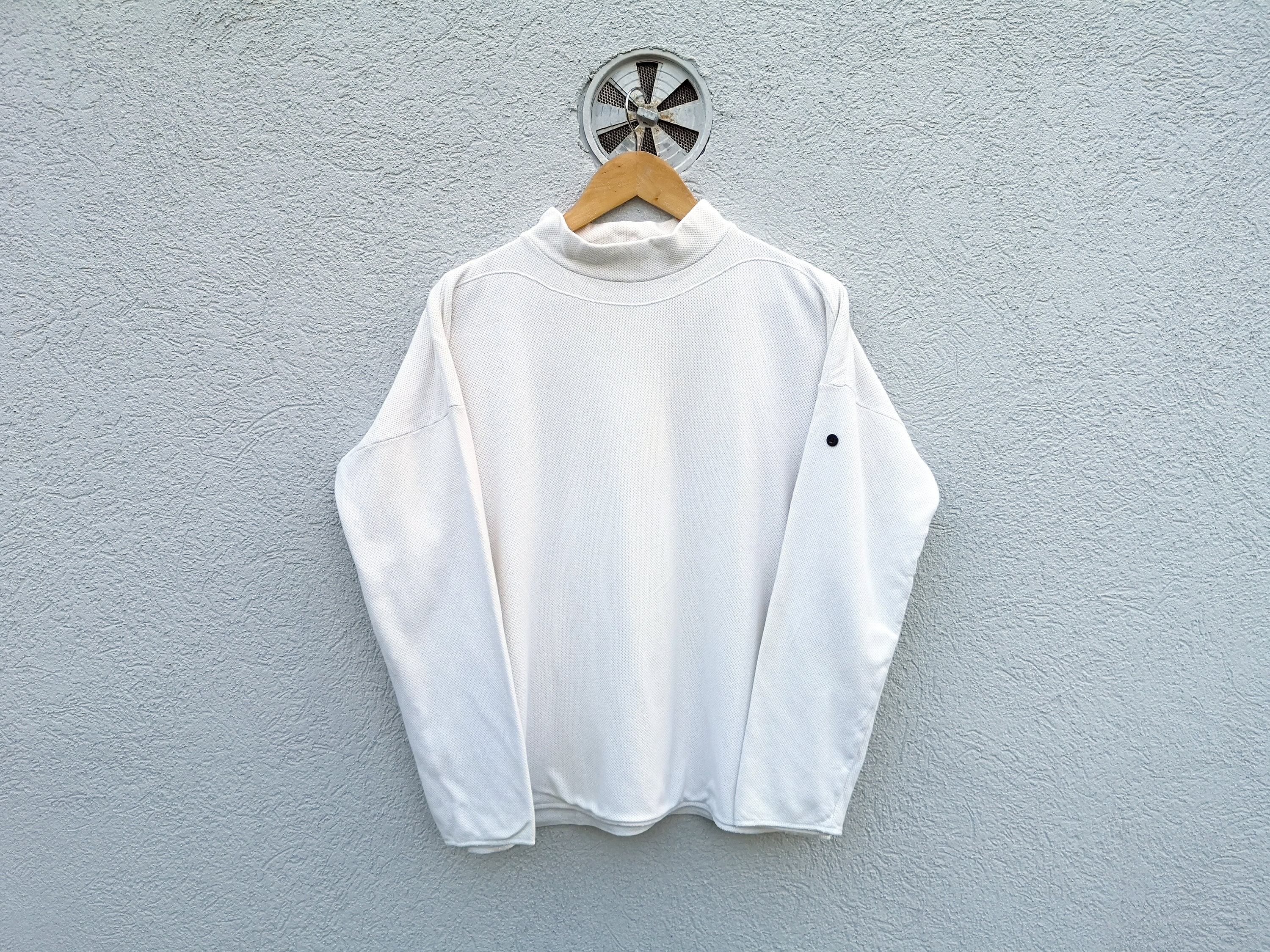Rare Vintage C.P. Company Cotton Sweatshirt | Cream White Rare Vintage C.P. Company Cotton Sweatshirt | Cream White
