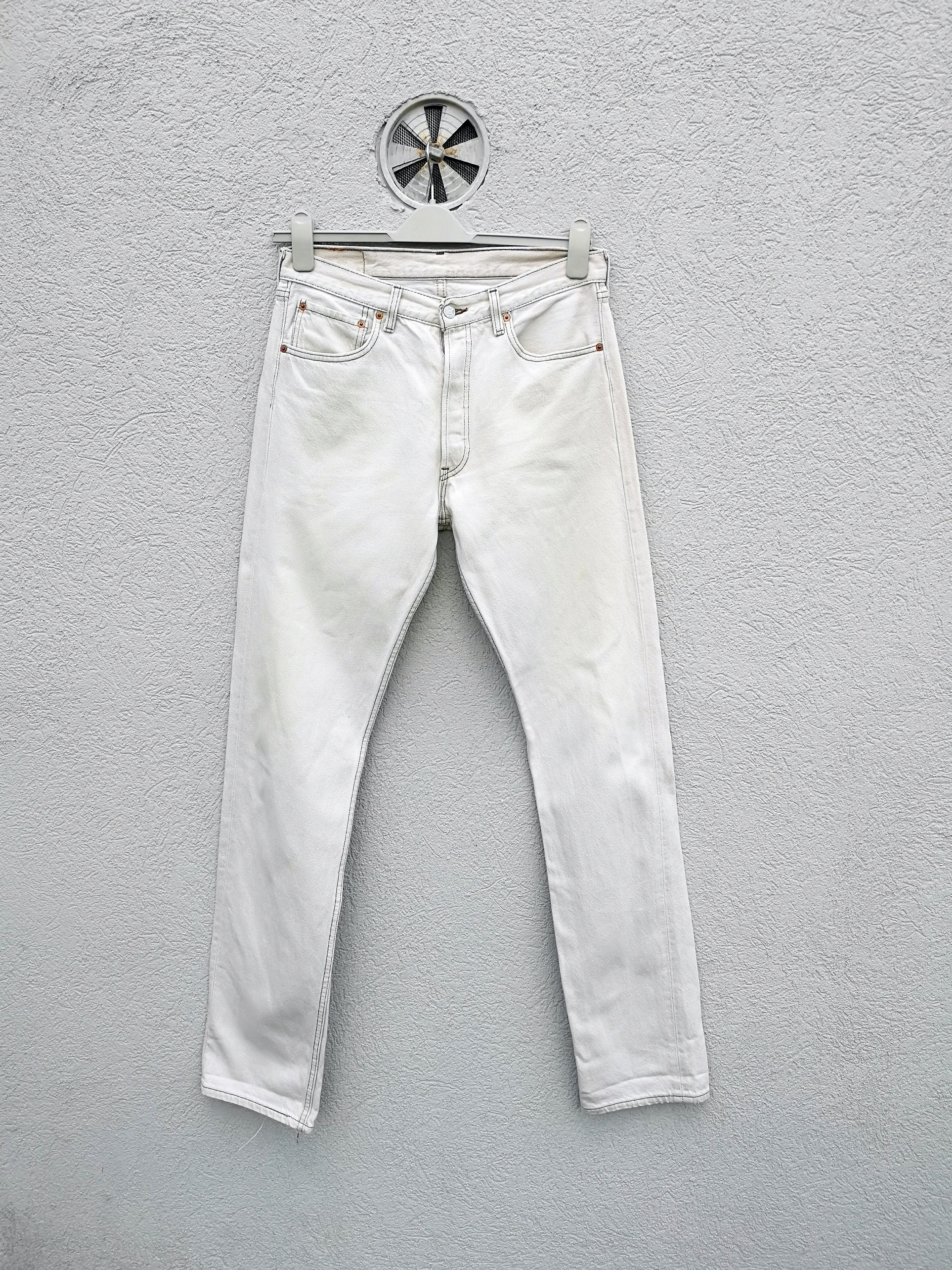 Vintage 90s Levi's 501 Jeans W32 L36 - Dirty White Vintage 90s Levi's 501 Jeans W32 L36 - Dirty White