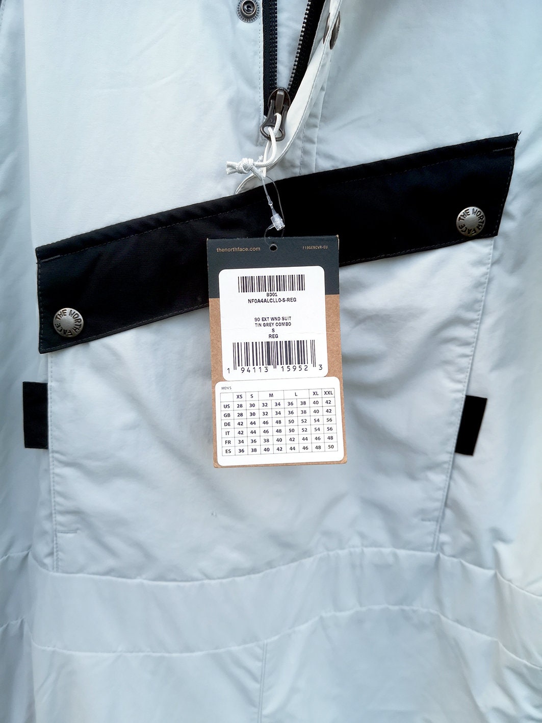 The North Face 90 Extreme Wind Suit Size Small/medium . DEADSTOCK The North Face 90 Extreme Wind Suit Size Small/medium . DEADSTOCK