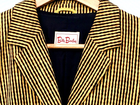 Yellow striped blazer sale