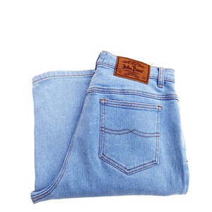 Y2K Vintage Flare Jeans: Light Blue Denim Bootcut (GB-18)