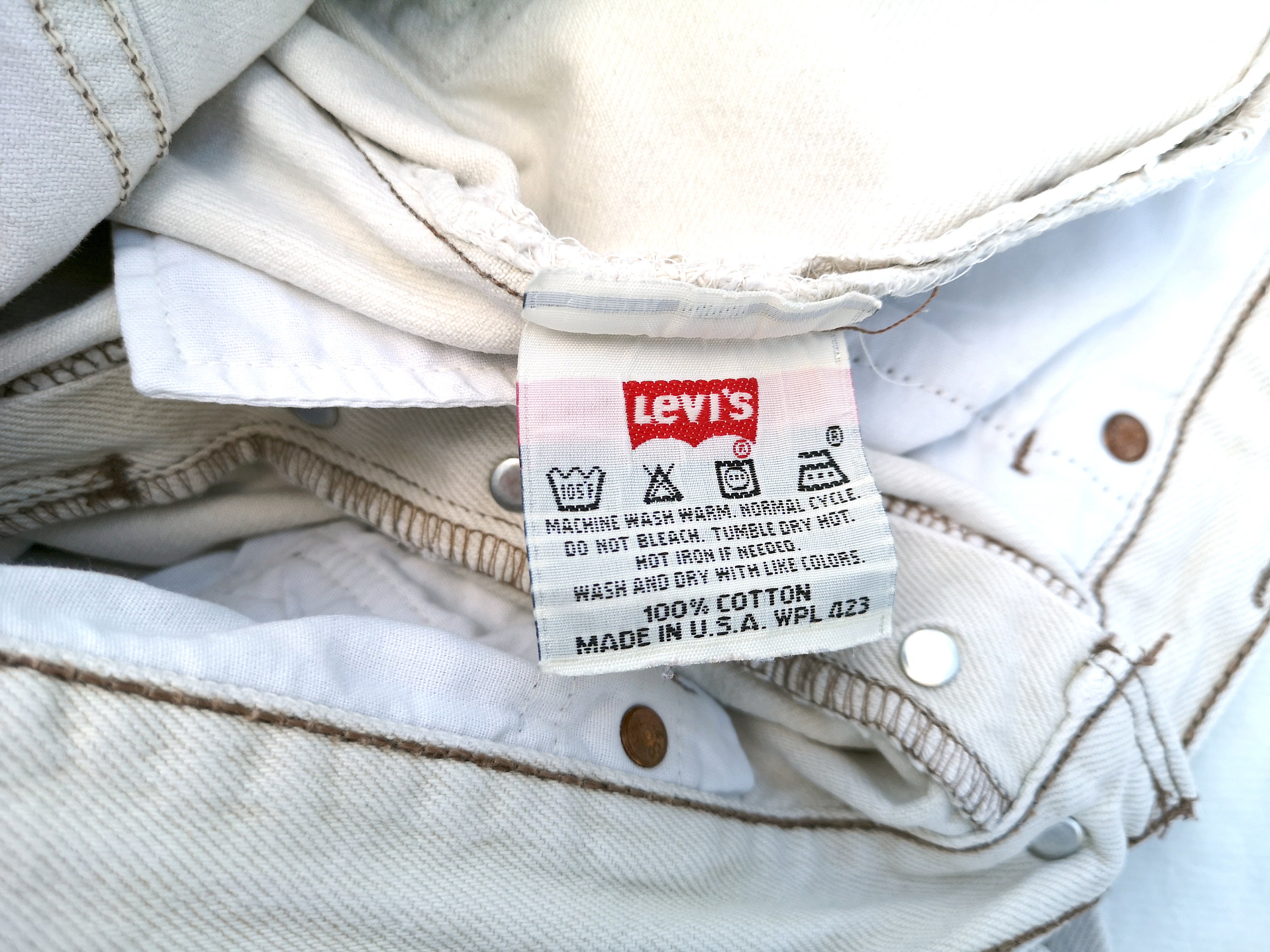 Vintage 90s Levi's 501 Jeans W32 L36 - Dirty White Vintage 90s Levi's 501 Jeans W32 L36 - Dirty White