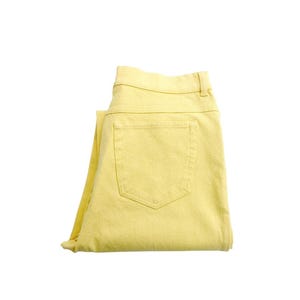 Vintage Escada Yellow Jeans: 1990s High-Waist Stretch Denim (W26 L31)