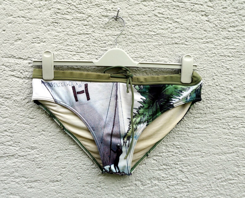 Mens Swim Briefs Retro Swimwear Beach Trunks Swimwear Beachwear size Large L Vintage Patterened Men Swim Trunks