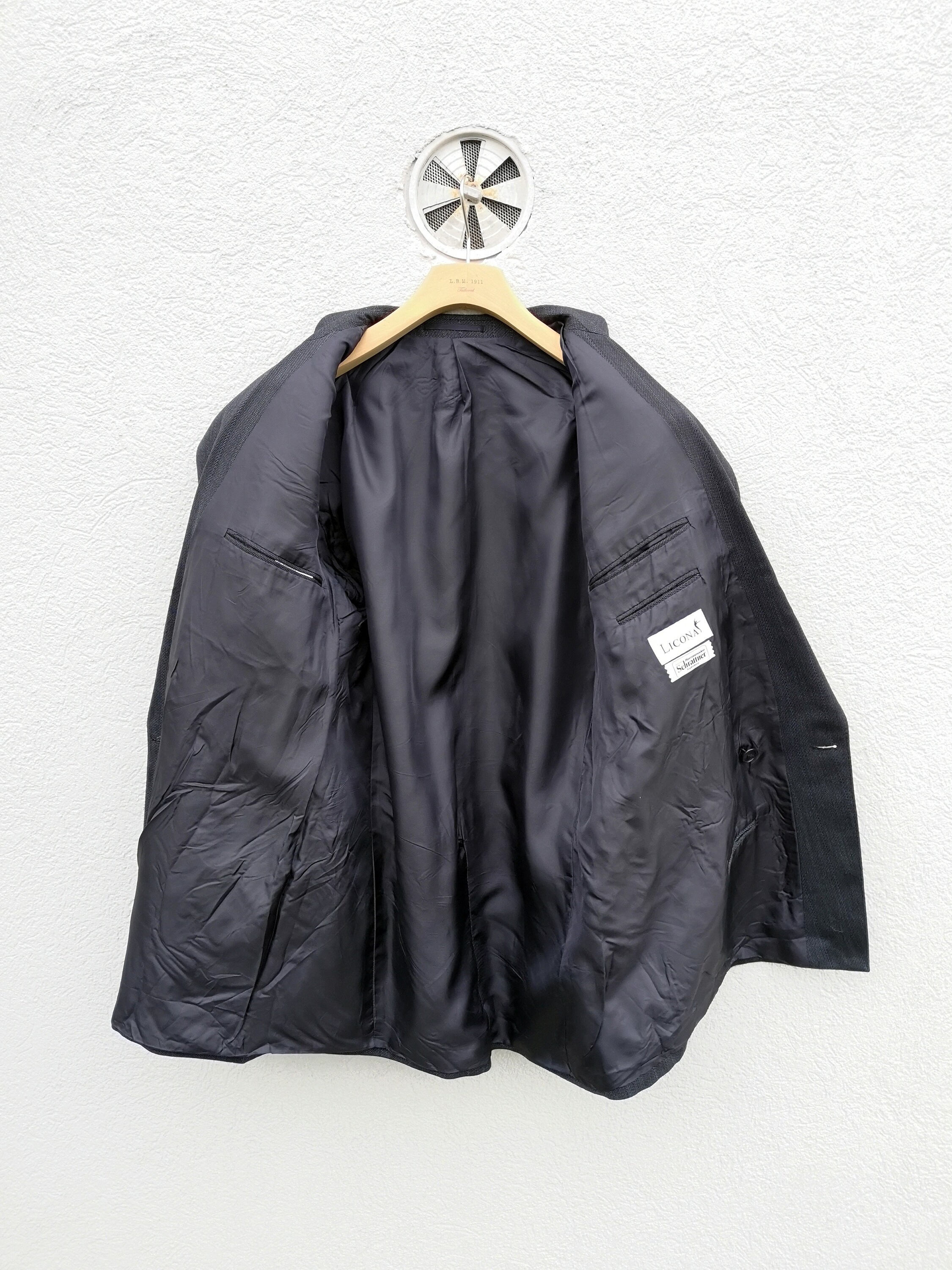 Vintage LICONA Pinstripe Sport Coat Wool Blend Doublebreasted Striped