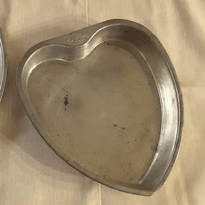 Vintage BAKE KING Heart Cake Pan Collectible Bake Ware Kitchen Decor Valentine&#39;s Day Wedding Engagement Cake Pan