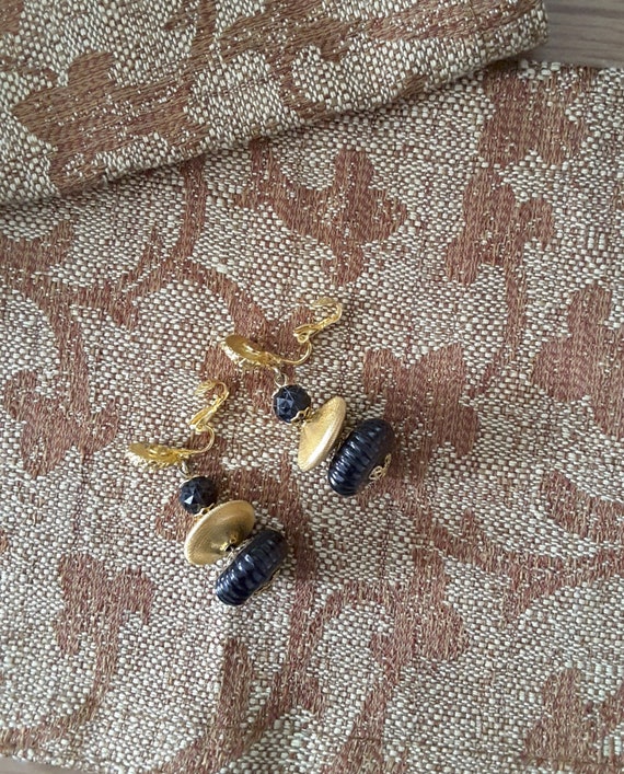 1980s Black and Gold Tone Clip Earrings Metal and… - image 3