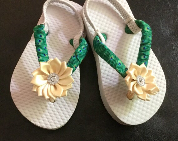 toddler size 6 flip flops