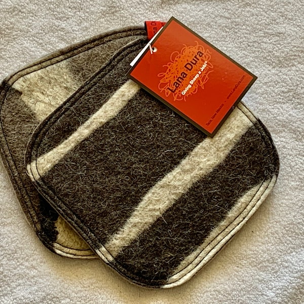 Wool felt Pot-holders-Set of 2 Hand Washable-Environmentally friendly Gift for Cooks & Foodies-Navajo-Churro wool made in Taos by Lana Dura