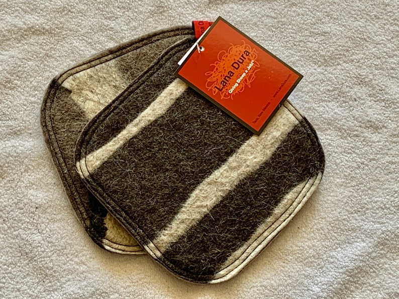 Wool felt Pot-holders-Set of 2 Hand Washable-Environmentally friendly Gift for Cooks & Foodies-Navajo-Churro wool made in Taos by Lana Dura 