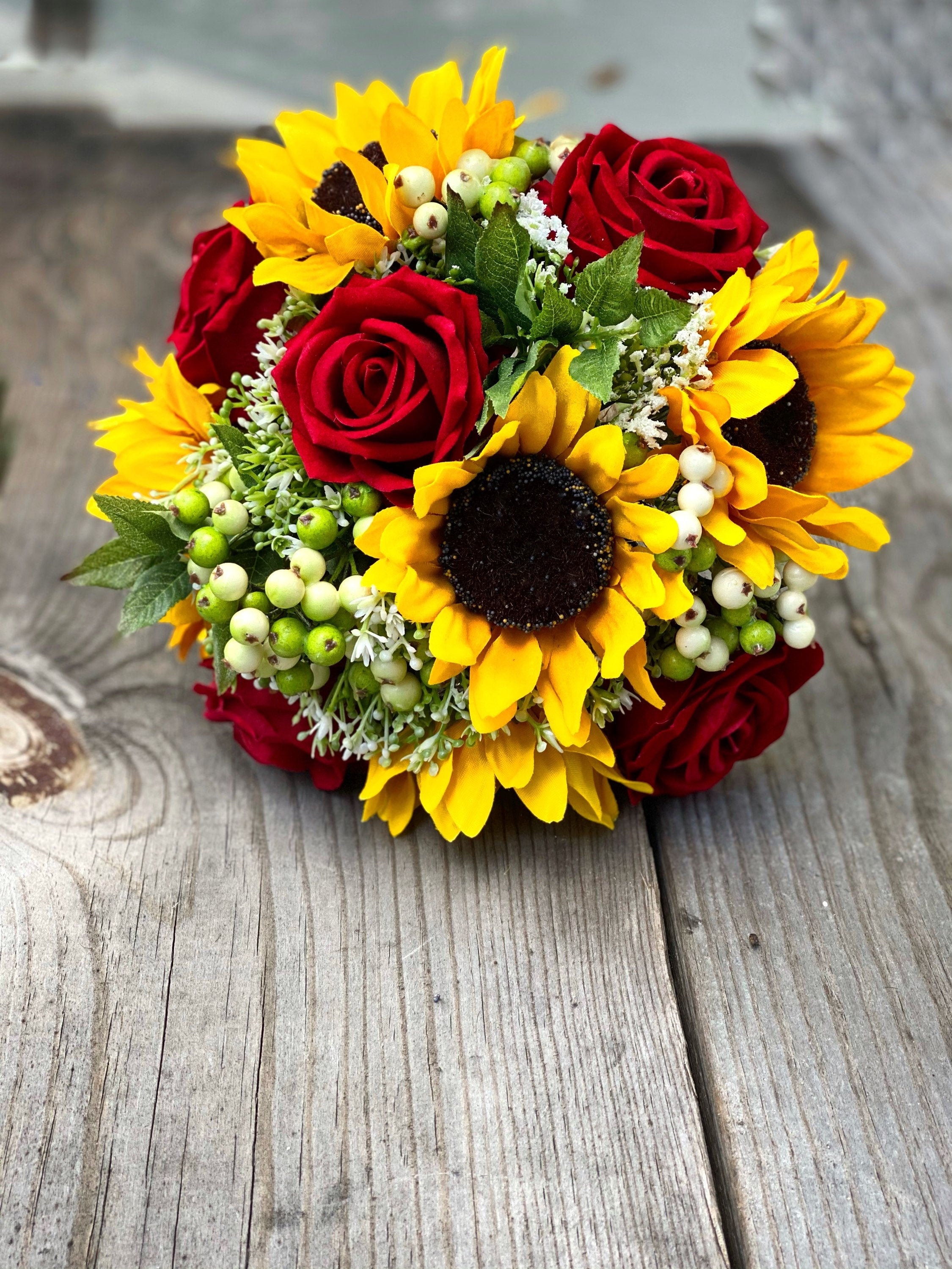 SUNFLOWER WITH RED ROSE BOUQUET WRAP