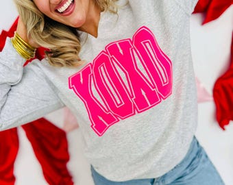 XOXO Puff Ash Grey V-Slit Sweatshirt, Valentine Sweatshirt, Trending Sweatshirt, Valentine's Day, Valentines Wear, Love, February 14th