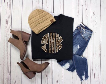 Circle Initials Monogrammed Sweatshirt BIG Cheetah, GILDAN Sweatshirt , Applique, Cheetah Print, Preppy, Neutral Animal Print