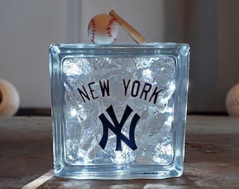 NEW YORK YANKEES Lighted Glass Block, Father&#39;s Day Gift