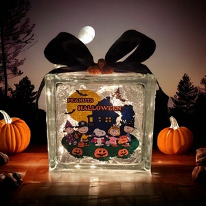 Charlie Brown Halloween Decorations | Halloween Peanuts and Gang Glass Block