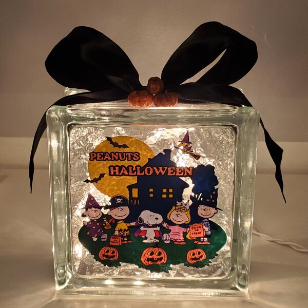 Charlie Brown Halloween Decorations - Etsy