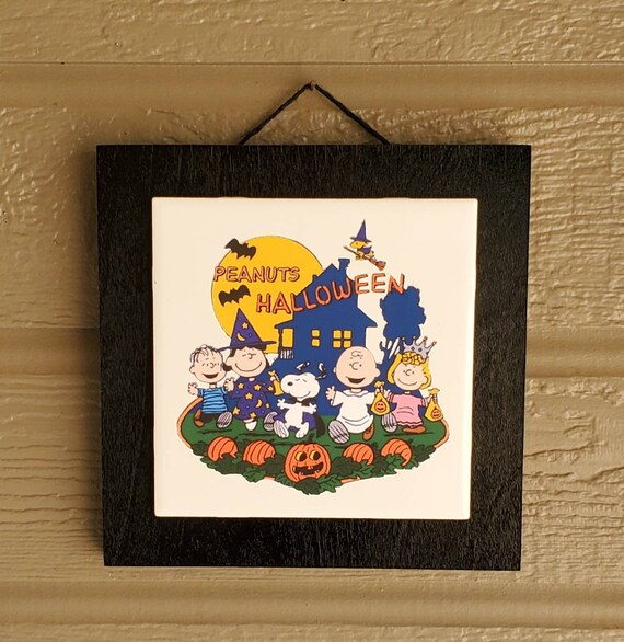 Charlie Brown Halloween Decoration Halloween Peanuts and - Etsy