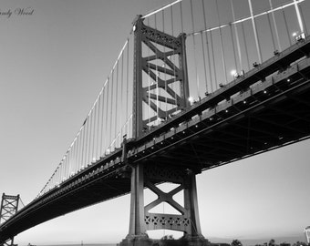 Ben Franklin Bridge, Philadelphia fotografía - blanco y negro - arte de la pared urbano