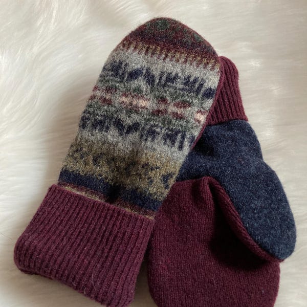 Repurposed Sweater Mittens, Wool Sweater Mittens, Women’s Winter Mittens, Upcycled Sweater Mittens, Winter Gloves, Fleece Lined Mittens
