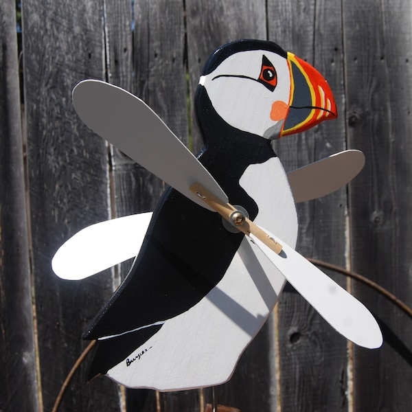 Puffin (Atlantic) Whirligig - a northern Atlantic seabird which is commonly seen in coastal cliffs and offshore islands.