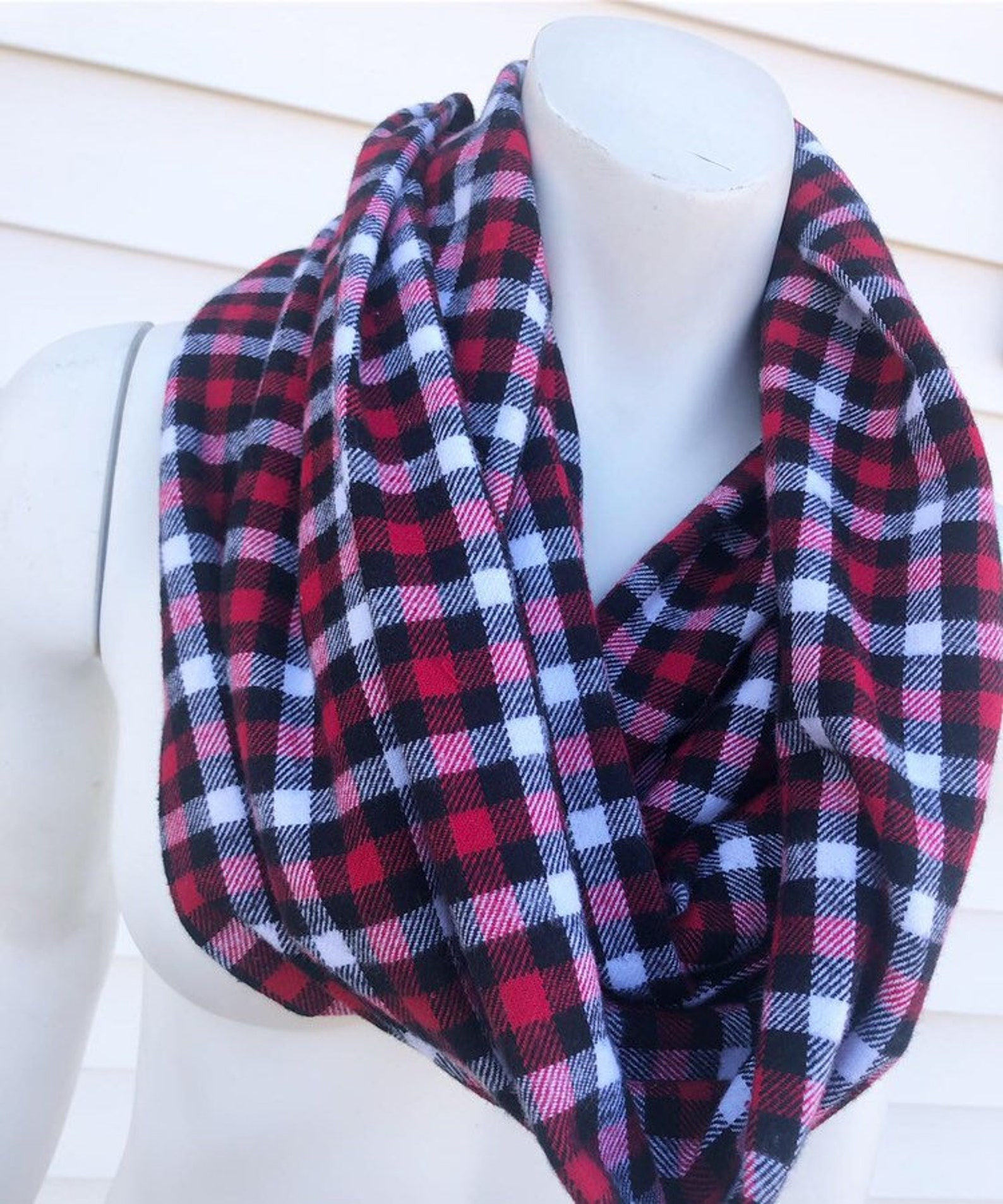 Red Black and White Plaid Infinity Scarf | Etsy