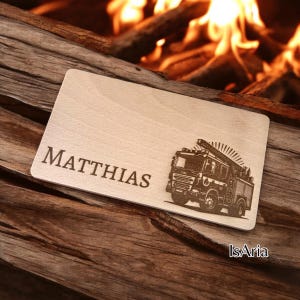 Frühstücksbrett/Schneidebrett/Feuerwehr/mit Namen/Holzbrett/Frühstücksbrettchen/ Feuerwehrauto/personalisiert/Geschenk Feuerwehrmann