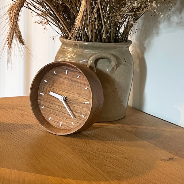 Unique Handcrafted Wooden Desk Clock - Silent Mechanism