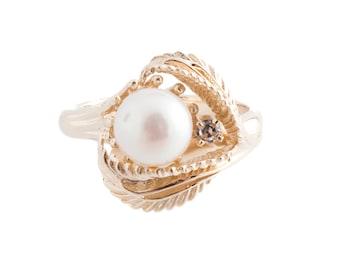 14K Gold Cultured Pearl Diamond Leaf Ring