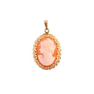 Vintage 14k Gold Cameo Pendant