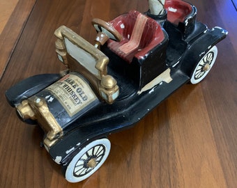 Vintage Classic Cars Decanter with Classic Motor Car Designs