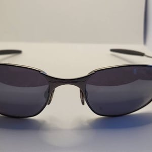 RARE 90S Oakley E- wire square first generation!