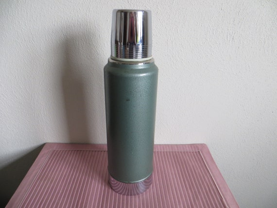 Thermos Bottle Jug Alladin Stanley Quart Hot and Cold No Handle Made in USA  H98 