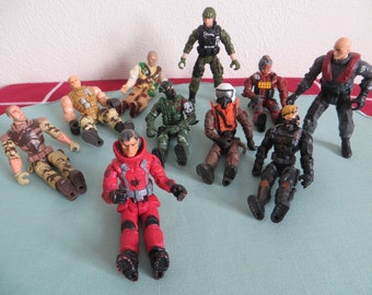 10 Vintage Action Figures Small Plastic Pre Owned Approx 4 Inches Toys and Games Dolls and Action Figures MD h61