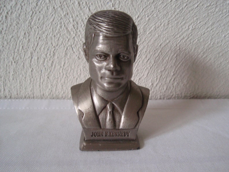 Quality Miniature 3 Inch Figure John F Kennedy President Solid Cast Iron Collectible Memorabilia Souvenir Figurine d832