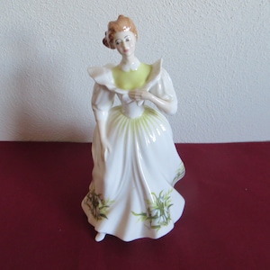 Royal Daulton Woman Figurine Figure of the Month 1988 Peggy Davies Art and Collectibles Figurines MD g2703