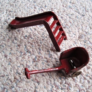 Kilgore Dollhouse Furniture Slide and Pull Wagon Baby Seat 1930&#39;s Childrens Toy Collectible Doll Furniture MD f1544