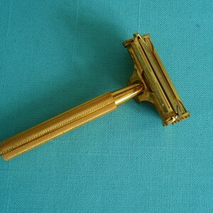 Vintage Valet Autoshrop Safety Razor Bath and Beauty Personal Care Shaving and Grooming Razors USA MD g2139