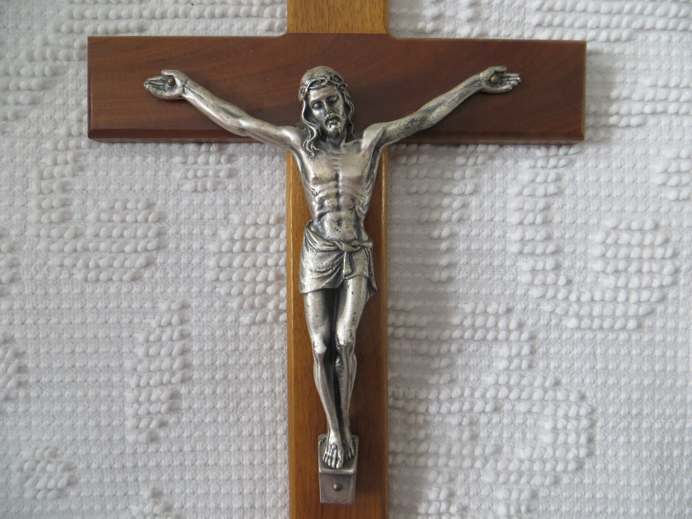 15 Religious Wooden Crucifix Wall Cross in Laredo, TX