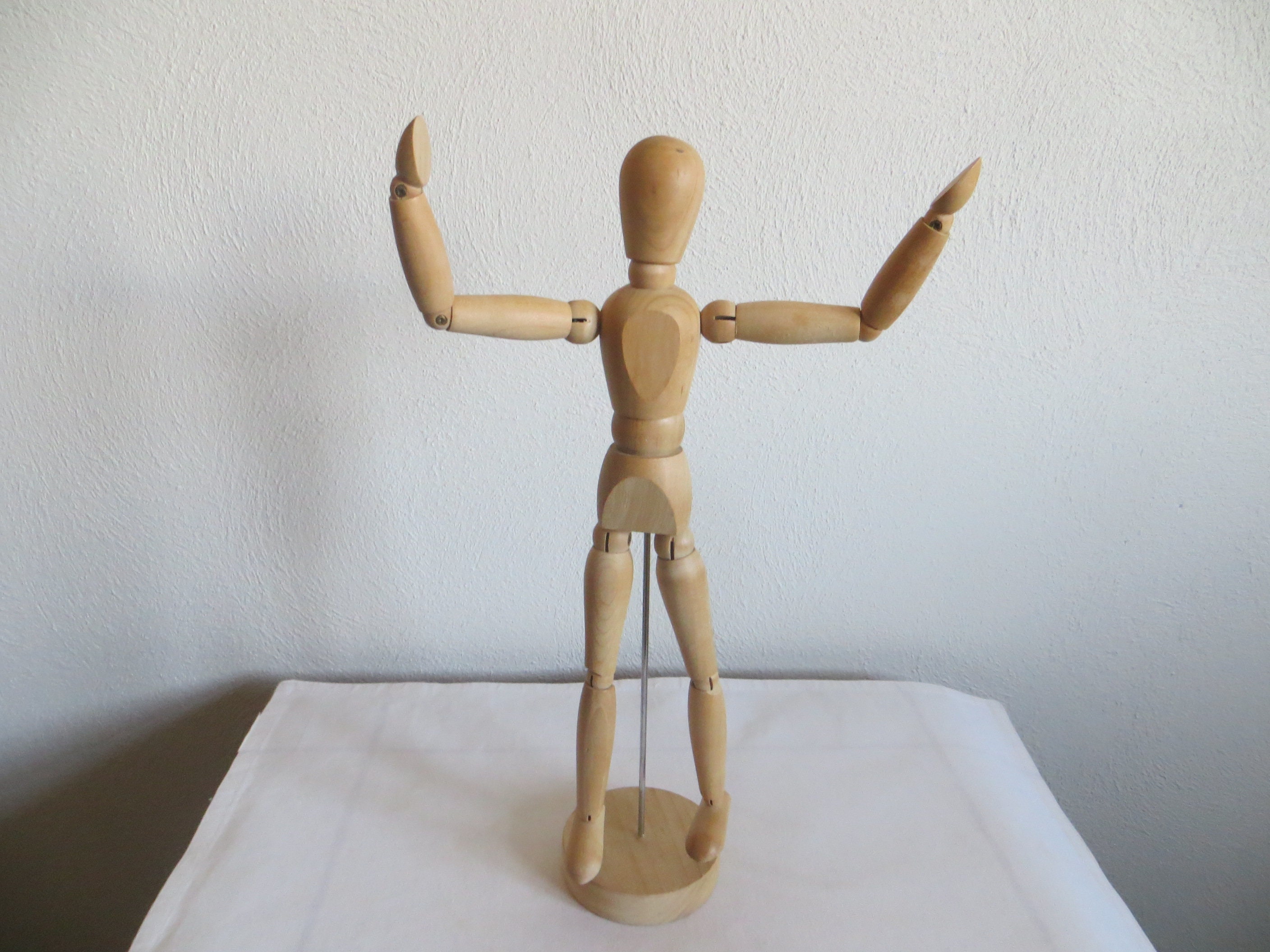 Articulated Wooden Mannequin Figure, Adjustable Limbs, Sketching