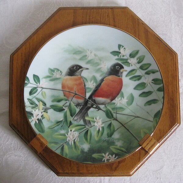 1992 Decorative Collectible Plate 8 Inch Treasury of Songbirds Robins by Rob Stine Afternoon Calm Oak Wood Hanging Display Frame k754