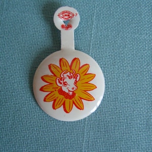 Borden&#39;s Elsie the Cow Milk Dairy Tin Pocket Pin f2069