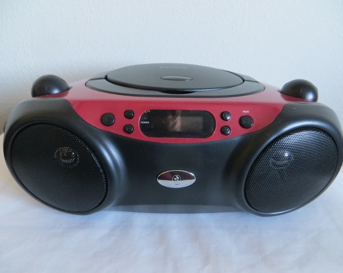 Pre Owned Boom Box CD Player FM Radio Blackweb Works Well Electronics