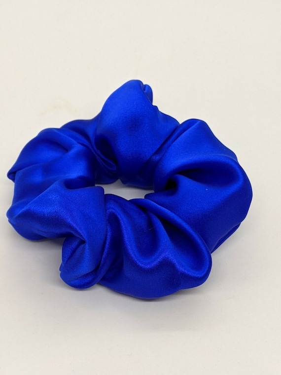 Handmade Mulberry Silk Hair Scrunchie Blue - Mulberry Silk  display picture 2