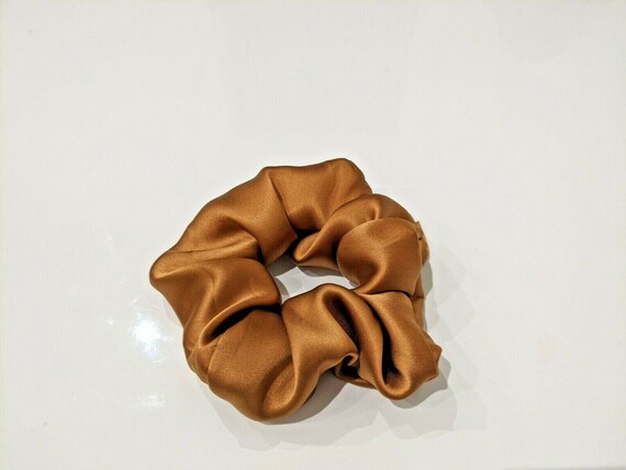 Handmade Mulberry Silk Hair Scrunchie Brown - Elastic  display picture 3