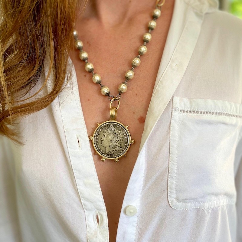 LARGE COIN PEARL NECKLACE