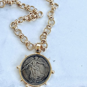 Vintage coin reproduction necklace,  gold necklace with coin, gold coin necklace