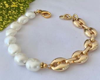 Pearl and gold links bracelet