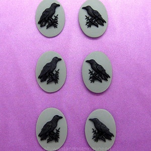 3 Matching Pairs Left & Right Goth Crow Raven Blackbird Black Bird Wiccan Emo Black on Gray 18mm x 13mm Cabachons CAMEOS LOT Costume Jewelry