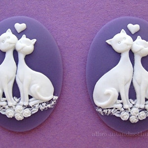 2 Love Cats Couple Kitty Cat w/ Heart Sweetheart Feline White on Purple or Dark Lavender 40mm x 30mm Resin CAMEOS LOT Costume Jewelry